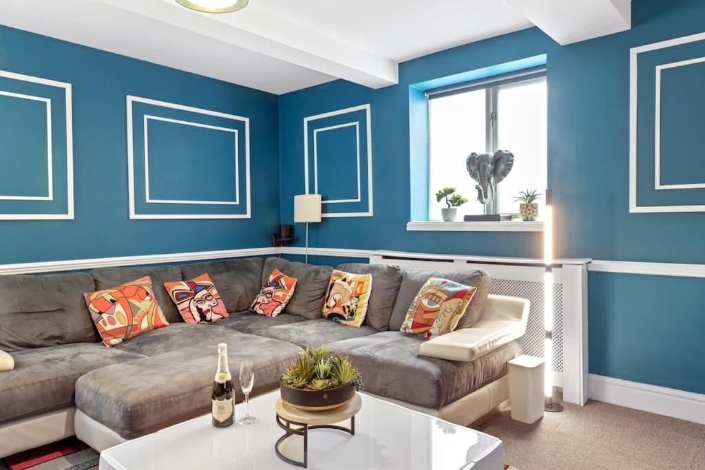 Luxurious 3 Bedroom Apartment In Park Estate نوتينغهام المظهر الخارجي الصورة